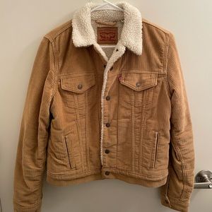 LEVI’s Sherpa Lined Trucker Jacket
